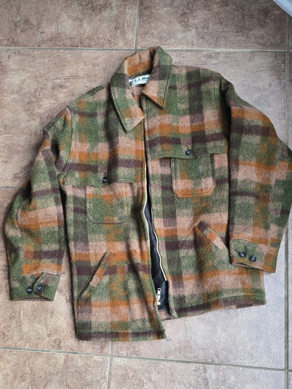 Rare Vintage LL Bean read measurements